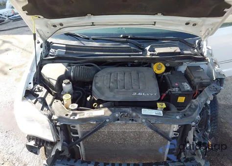 2014 Chrysler Town & Country Touring from USA, damaged, VIN 2C4RC1BG7ER435478